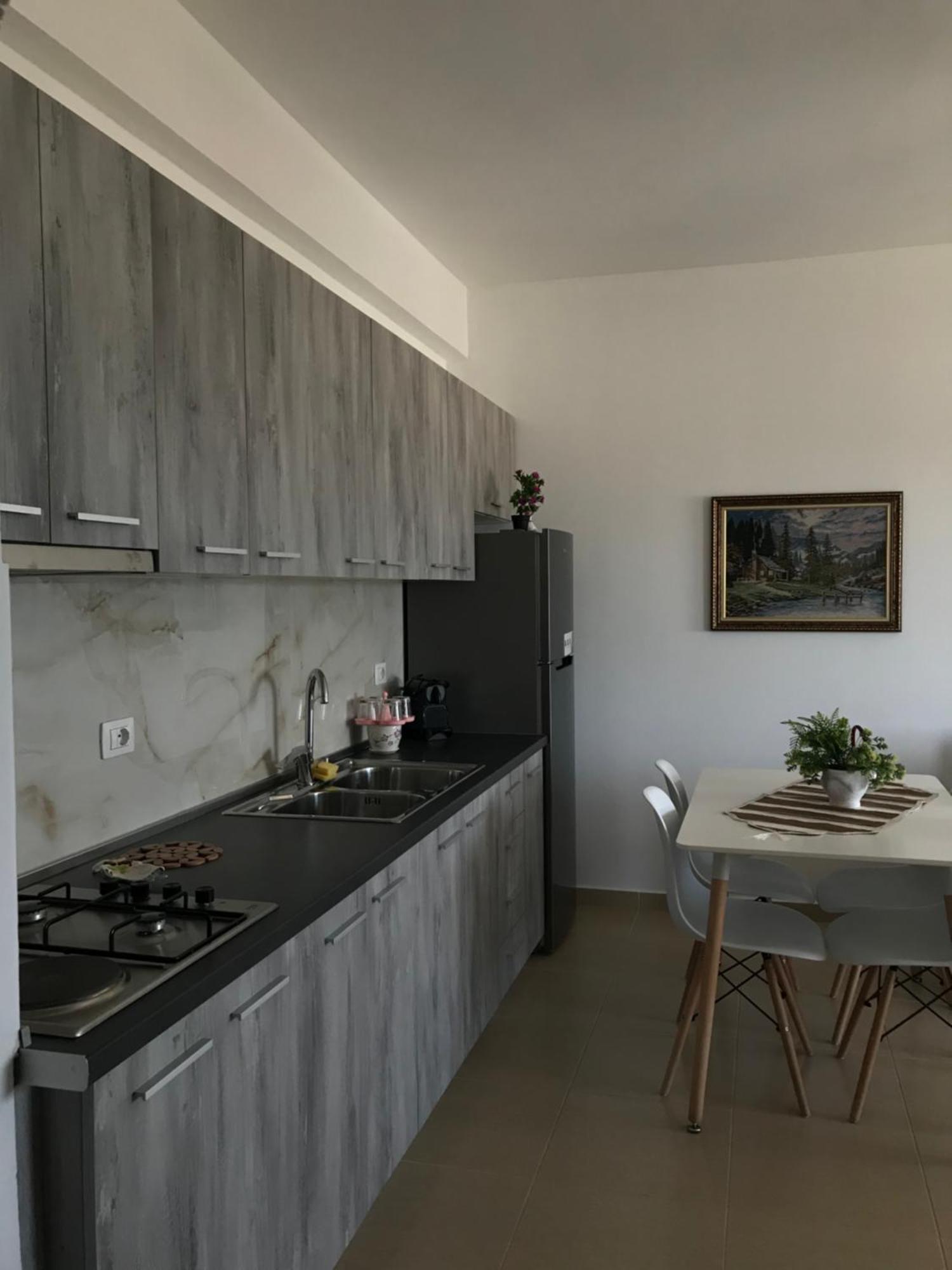 Corazon Guest House Vlorë Extérieur photo