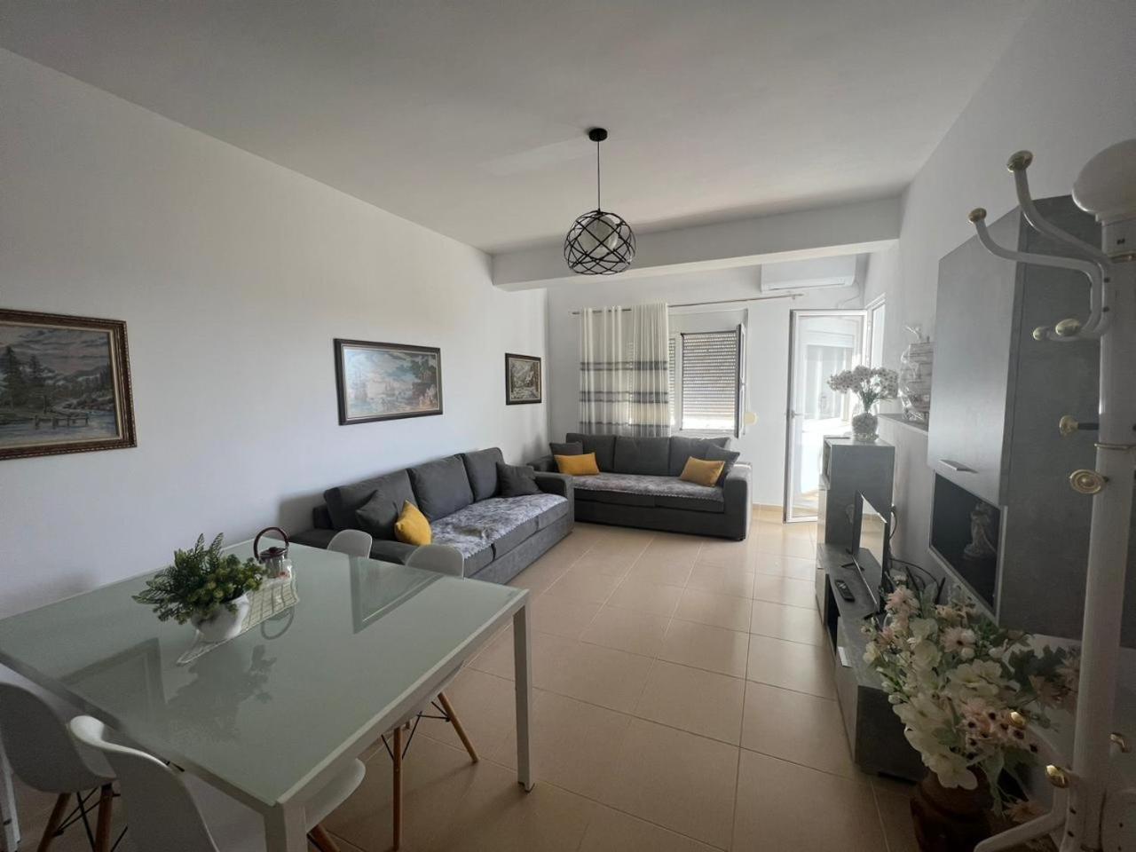 Corazon Guest House Vlorë Extérieur photo