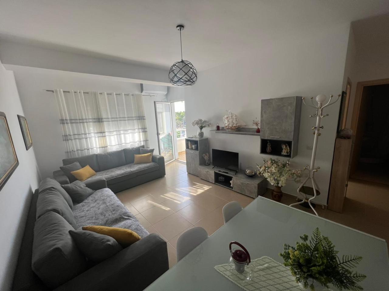 Corazon Guest House Vlorë Extérieur photo