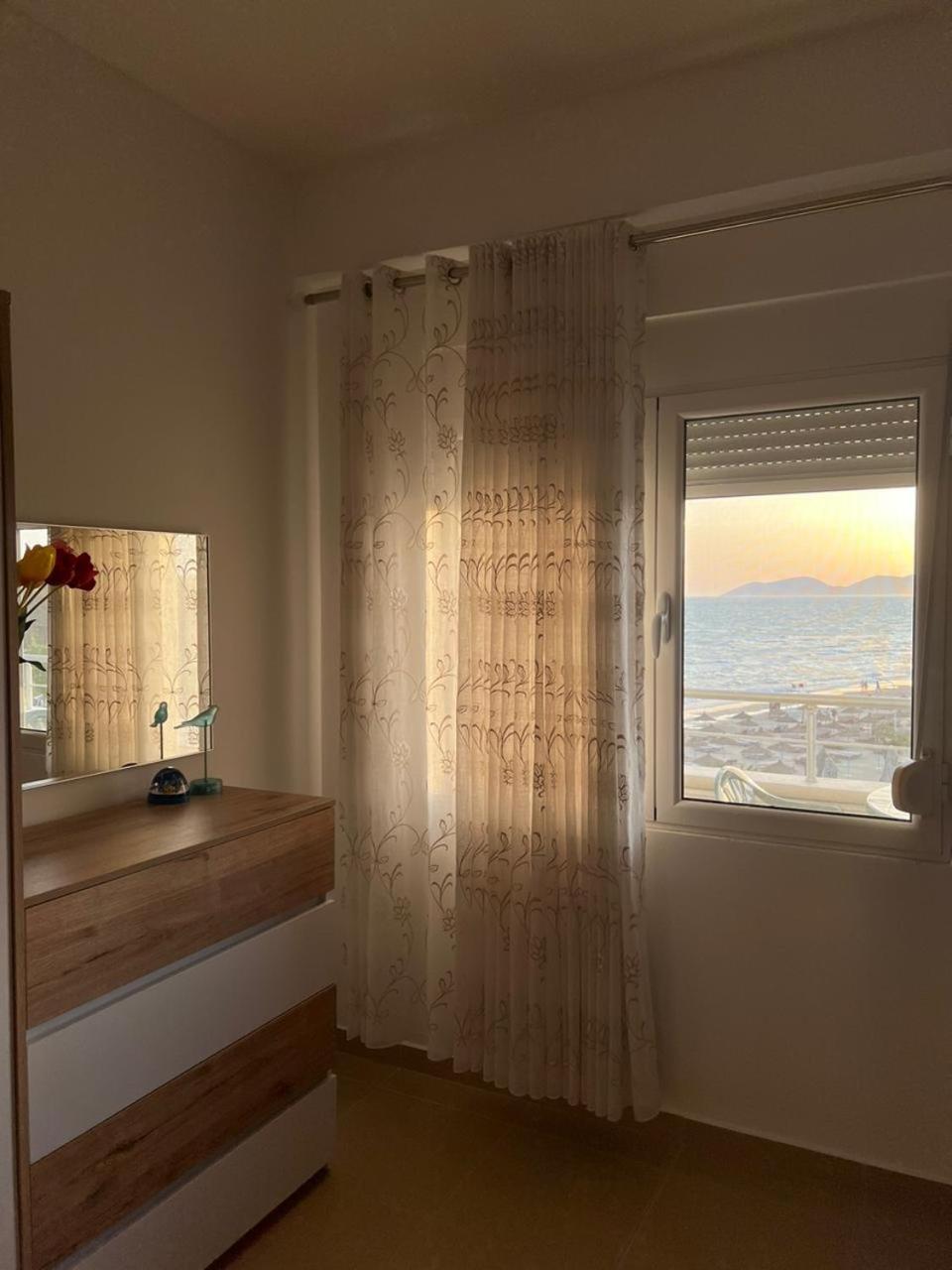 Corazon Guest House Vlorë Extérieur photo